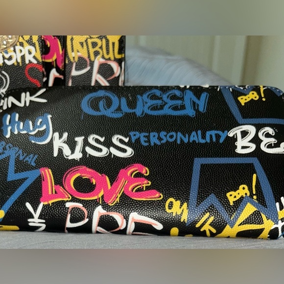 Bee Box Satchel Handbag Purse W/Matching Wallet Black Graffiti - Picture 16 of 16